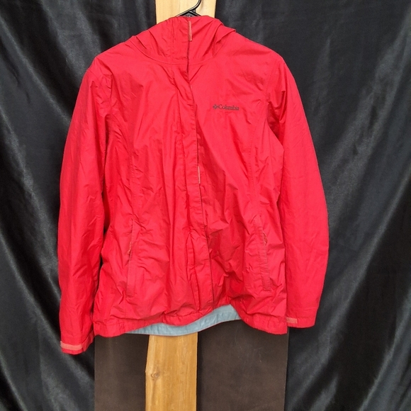 Columbia Sportswear Jacket in Red coral pink color - Picture 7 of 15